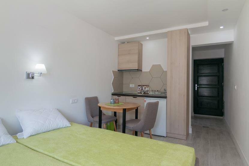 Apartmani Terase Konjska Reka ภายนอก รูปภาพ